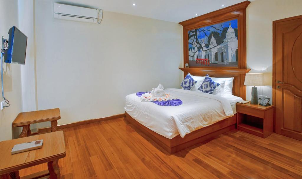 Sunset Palace View Suites - 淋浴的总理公寓
