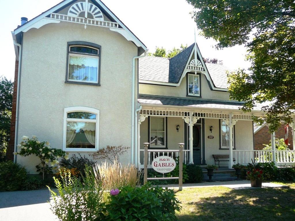Gables Bed & Breakfast, Stayner (updated prices 2024)