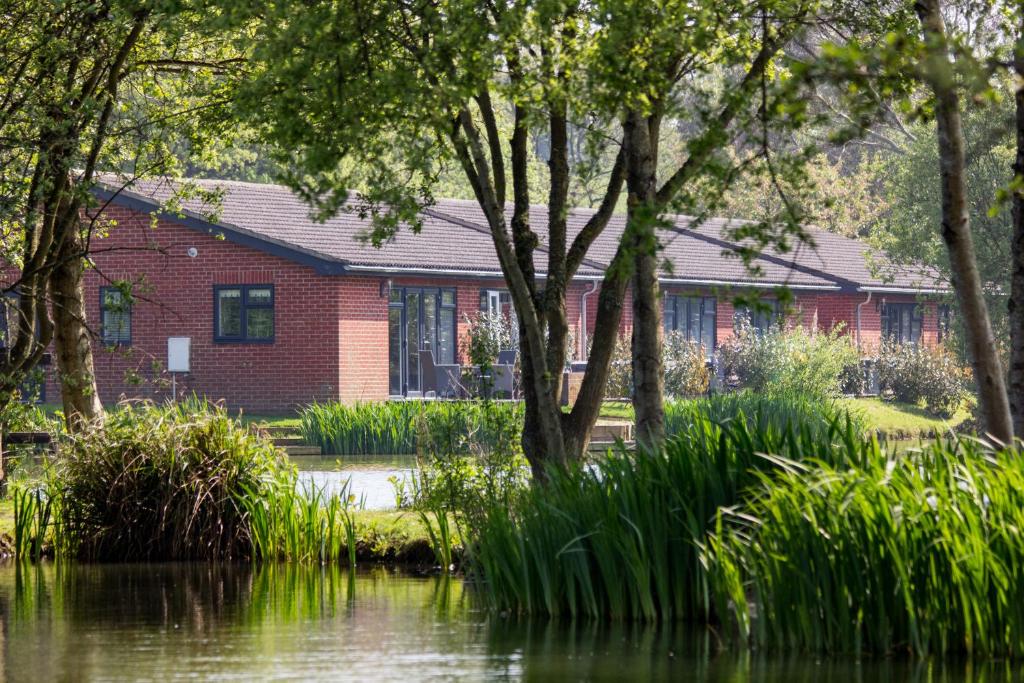 The Lakes Rookley - 