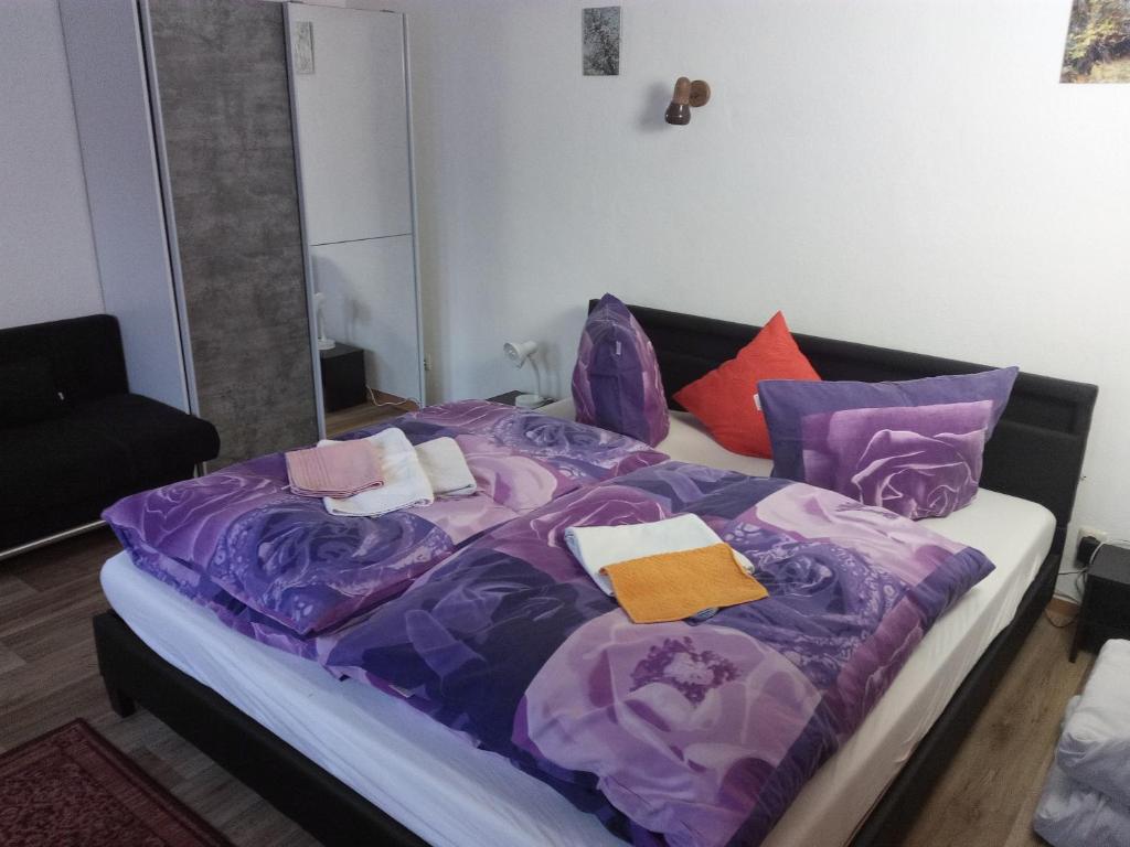 Postel nebo postele na pokoji v ubytování Am Mühlteich