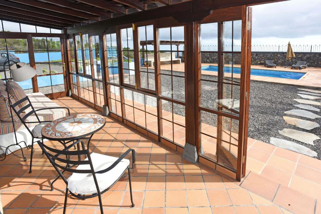 The swimming pool at or close to Casa Maday