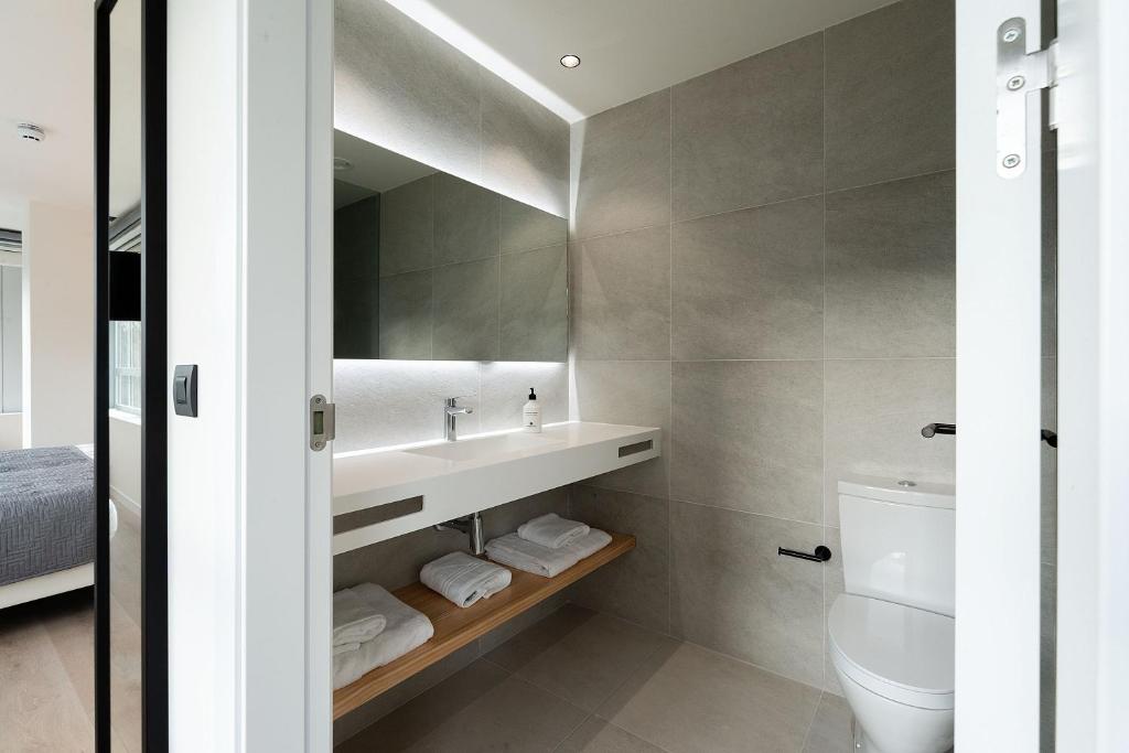 Hotel Distrito Oeste - 2