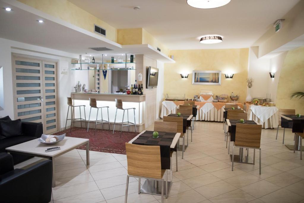 Hotel Villa Cibele - Resim 10