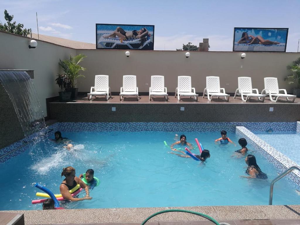 Bazén v ubytování Hotel Spa Machupicchu nebo v jeho okolí
