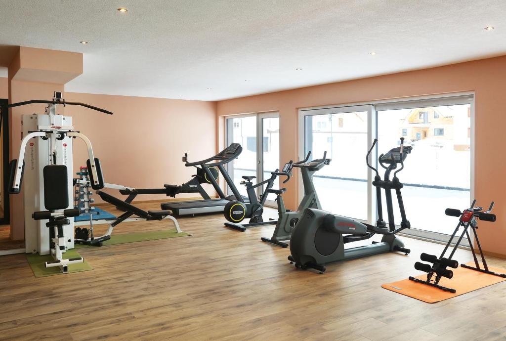 Fitness centrum a/nebo fitness zařízení v ubytování Alpenresidenz Ballunspitze - Kinderhotel