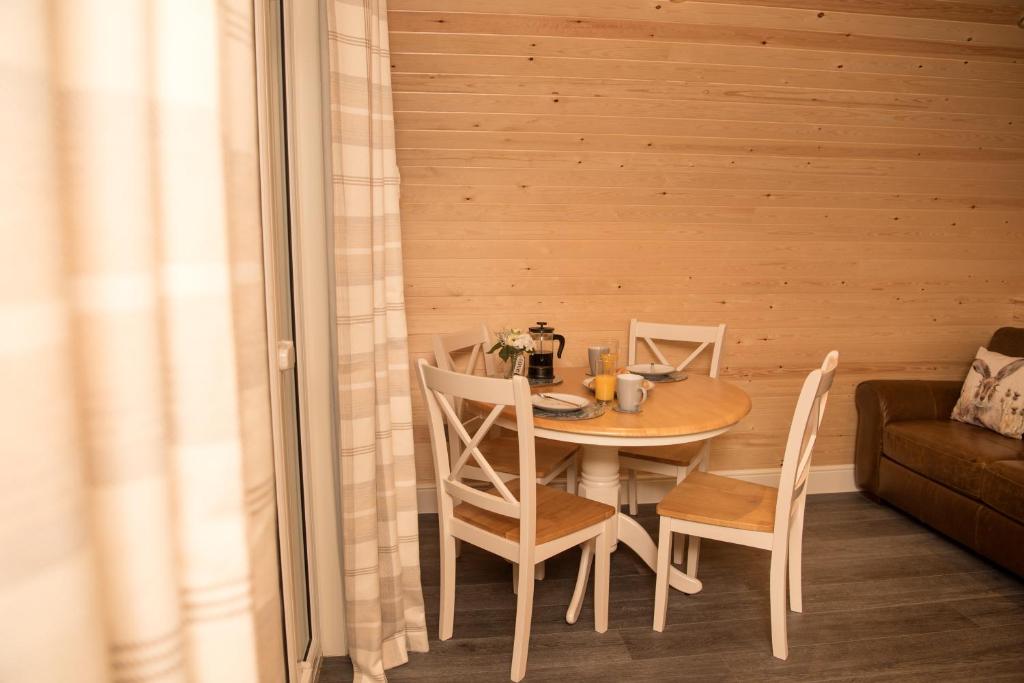 Posezení v ubytování Braeside Retreats