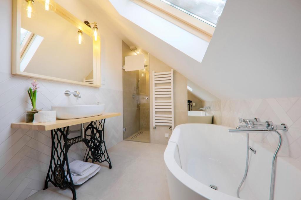 Biała izba Apartamenty - 8