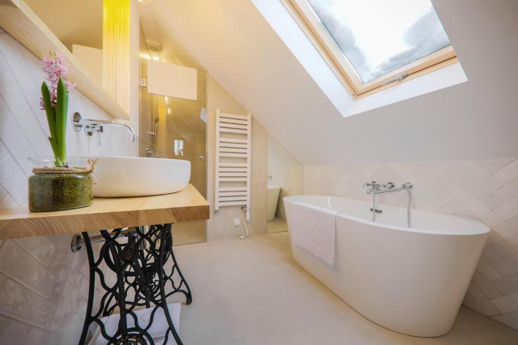 Biała izba Apartamenty - 10