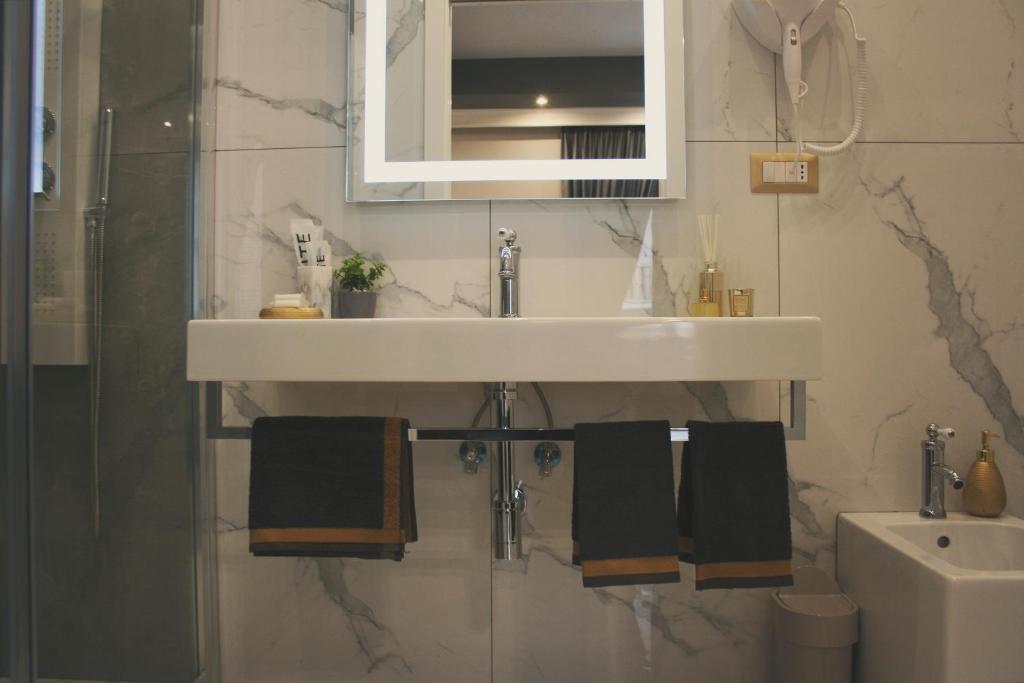 Hotel Roma Vaticano - Resim 36