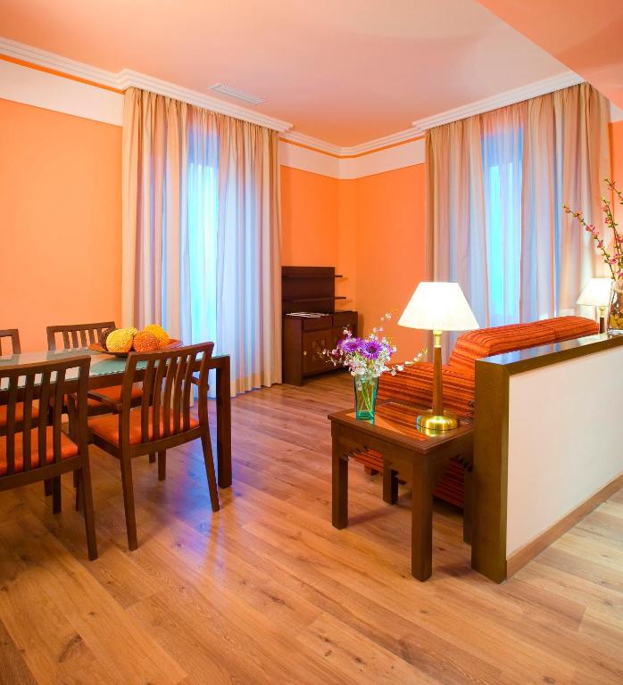 Suites Gran Vía 44 - Resim 12