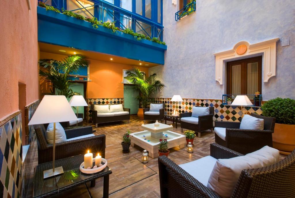 Suites Gran Vía 44 - Resim 10