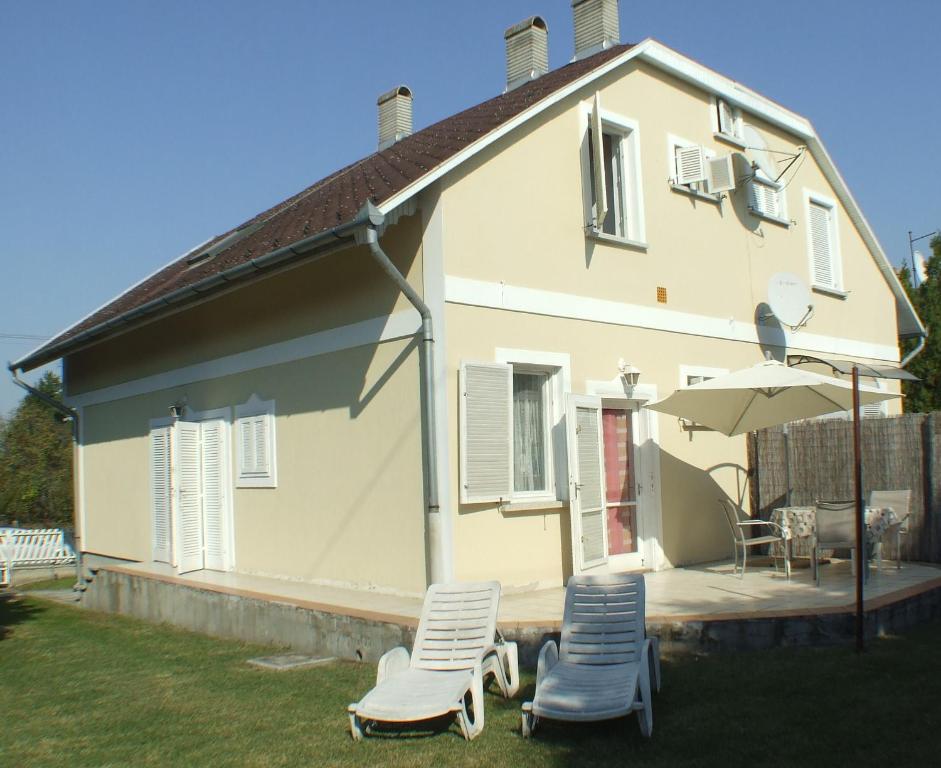 Gallery image of Margaréta ház in Balatonmáriafürdő