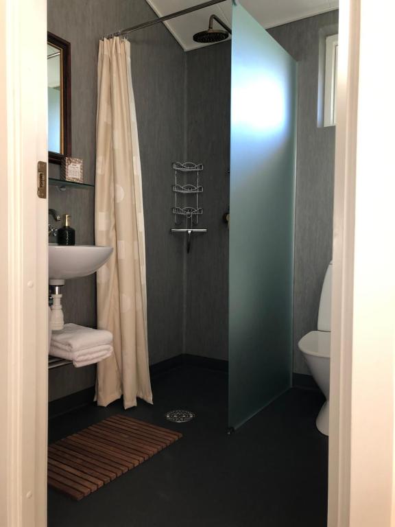 Koupelna v ubytování Hotel Møllehuset