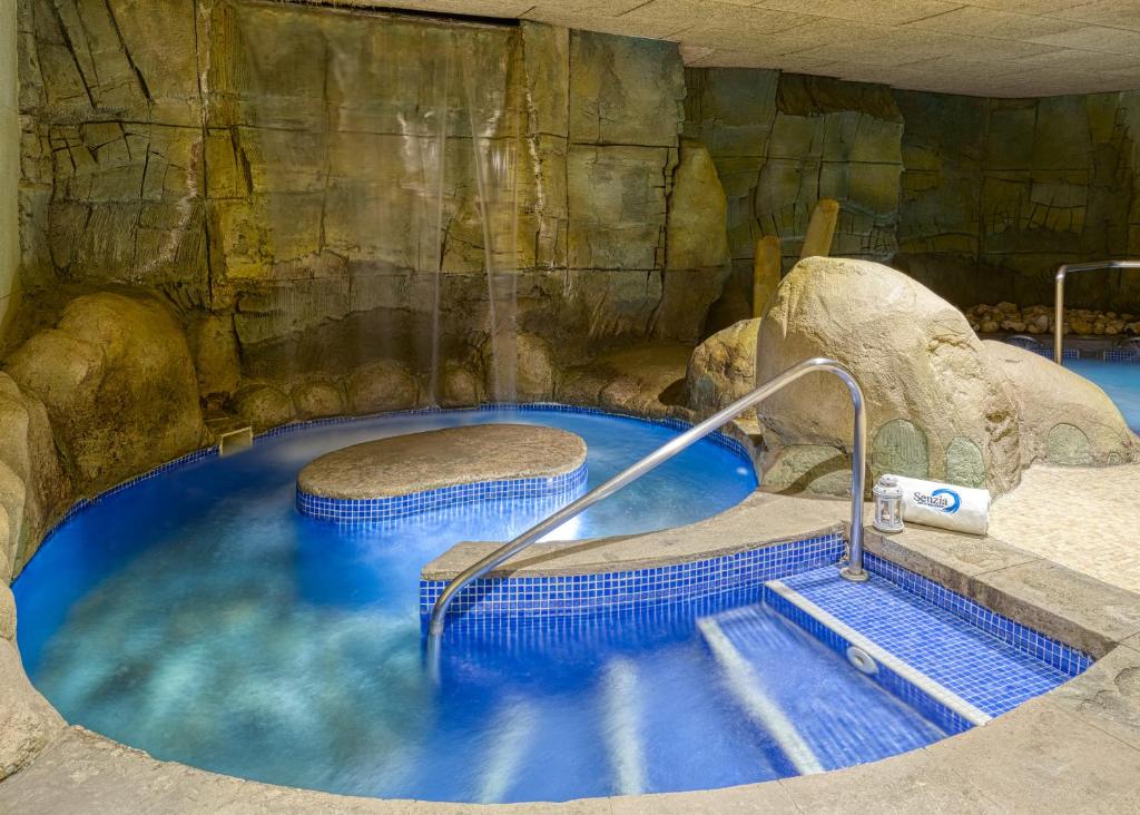 Senator Granada - Resim 21