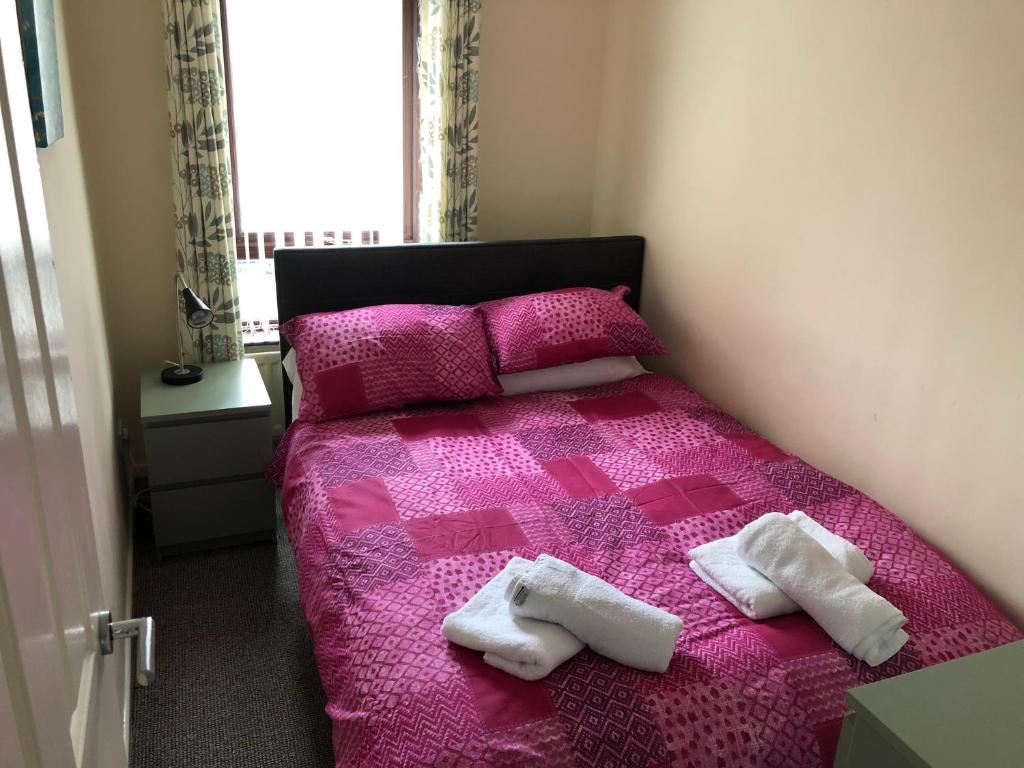 Claire’s AirBNB 2 - Maison De Trois Chambres