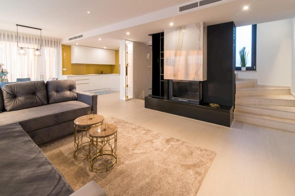 Posedenie v ubytovaní Luxury Villa Viktorija