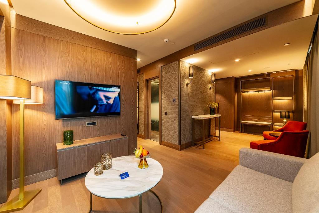 Radisson Collection Hotel, Vadistanbul - 9