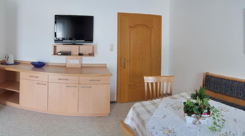 Kuchyň nebo kuchyňský kout v ubytování Gästehaus im Wiesengrund