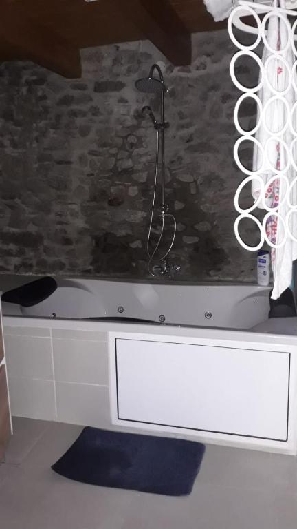 Fotografie z fotogalerie ubytování Casa Garrabet v destinaci Durro