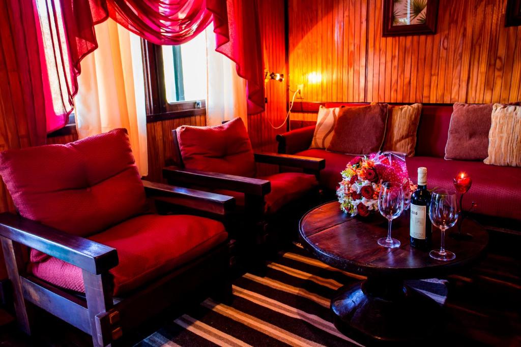 Hotel Fazenda Floresta Negra