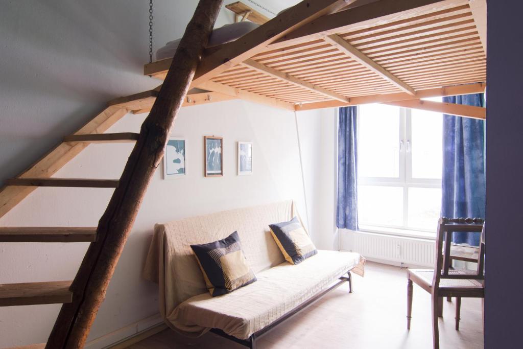 Letto o letti in una camera di Labyrinth Hostel Weimar