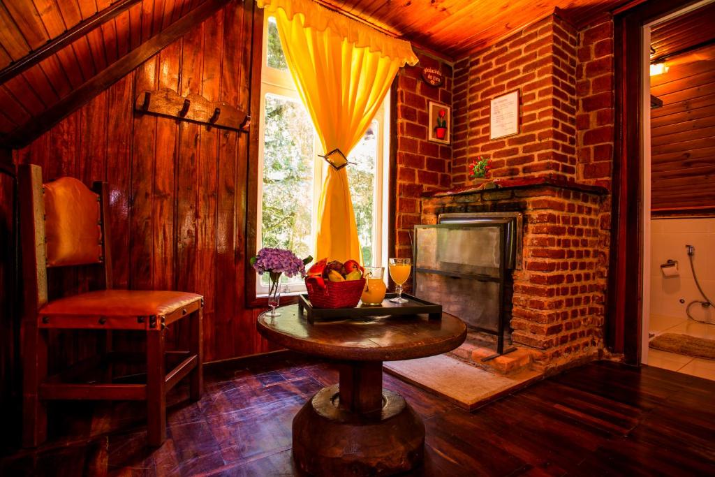  Hotel Fazenda Floresta Negra