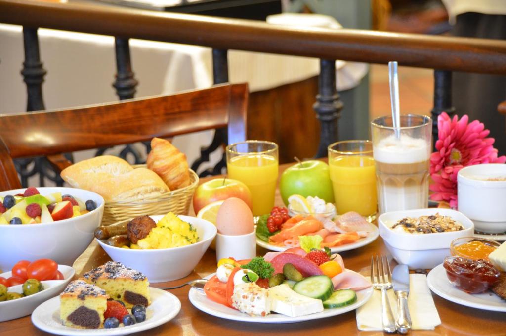 Neu Heidelberg - Guesthouse & Apartments - Resim 35