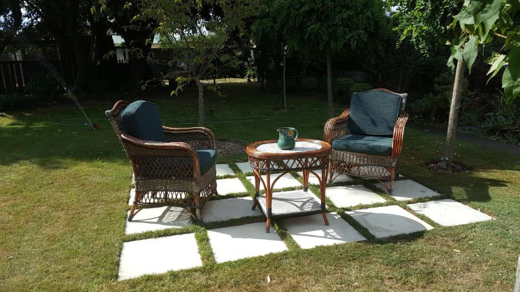 Zahrada ubytování Dragonflycottagebnb