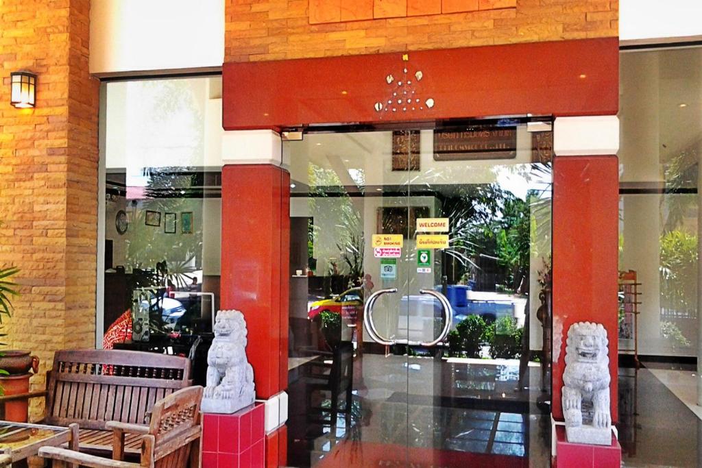 Area soggiorno di Ariya inn Chiangrai