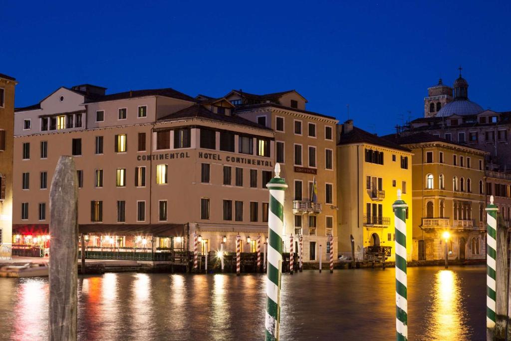 BW Premier Collection CHC Continental - Resim 43