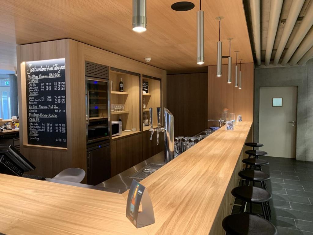 Lausanne Youth Hostel Jeunotel - Resim 12