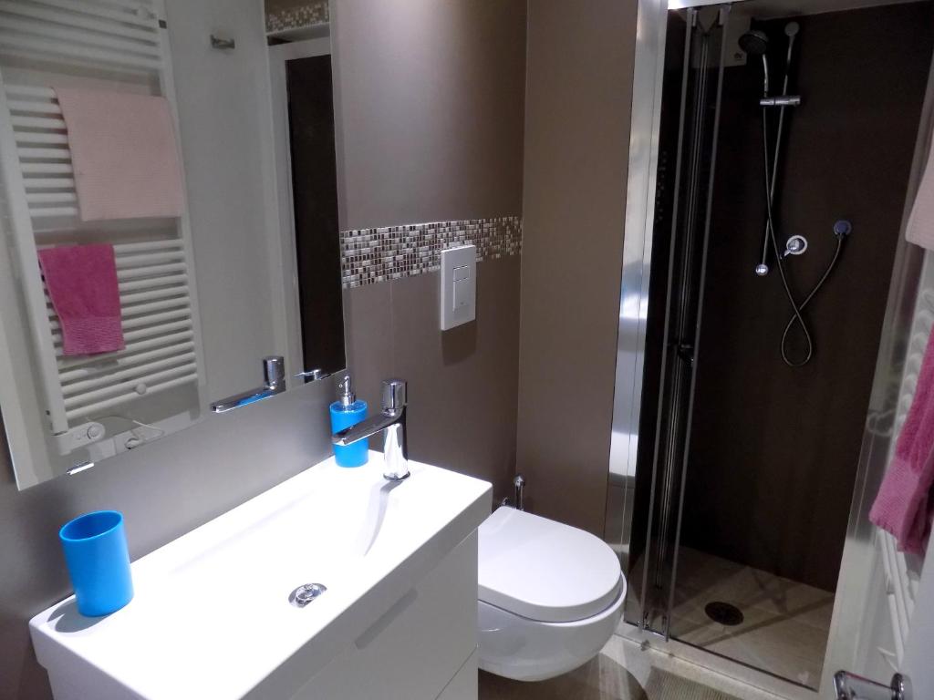 A bathroom at San Gregorio House