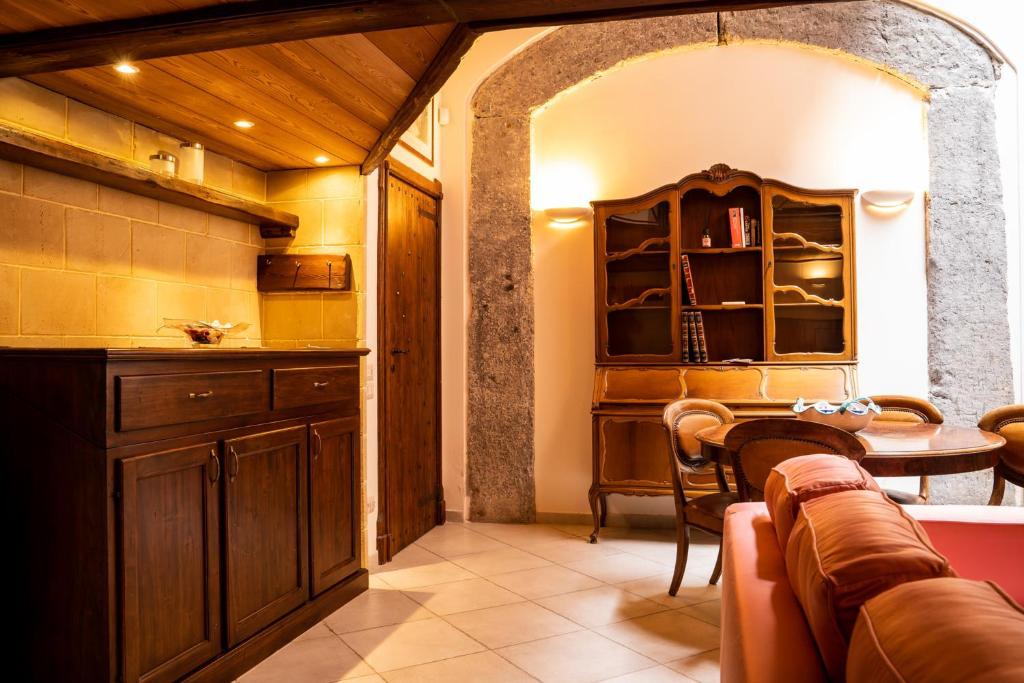 Suite Piazza del Gesù By DomusExtra - Maisonette