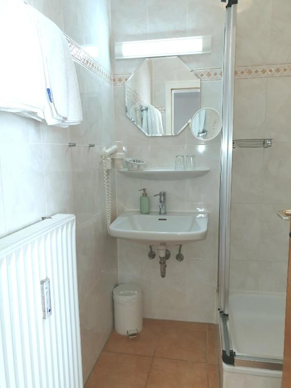 Koupelna v ubytování Hotel Villa Sisi