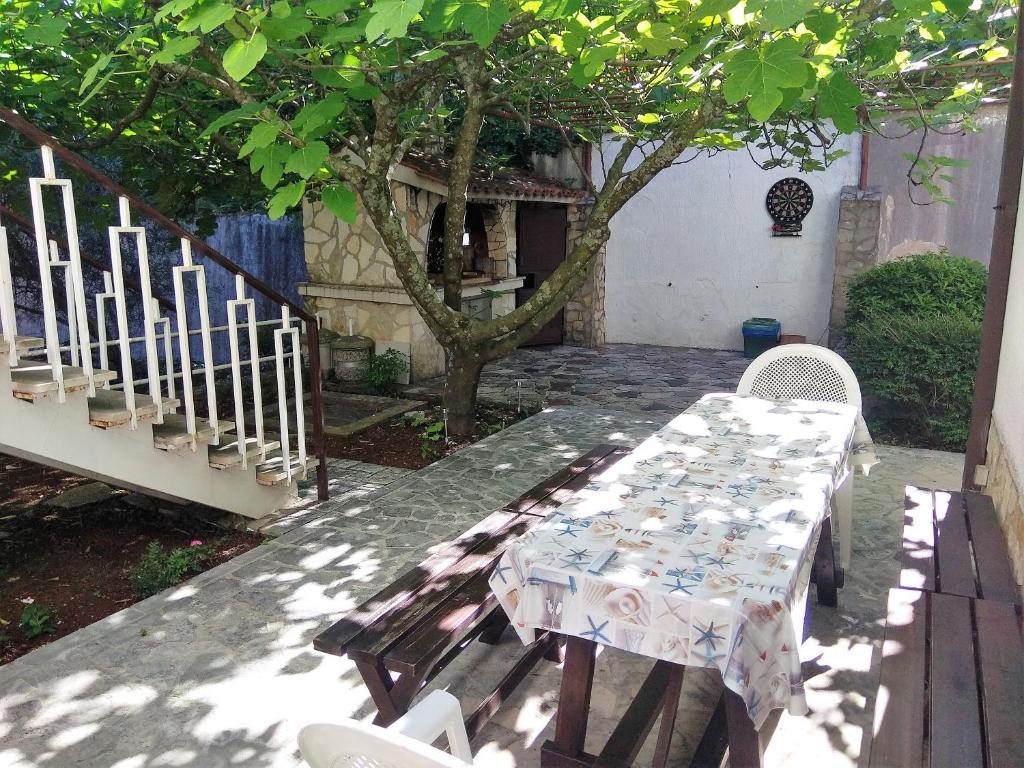 Zdjęcie z galerii obiektu Apartments Martina w mieście Nijvice