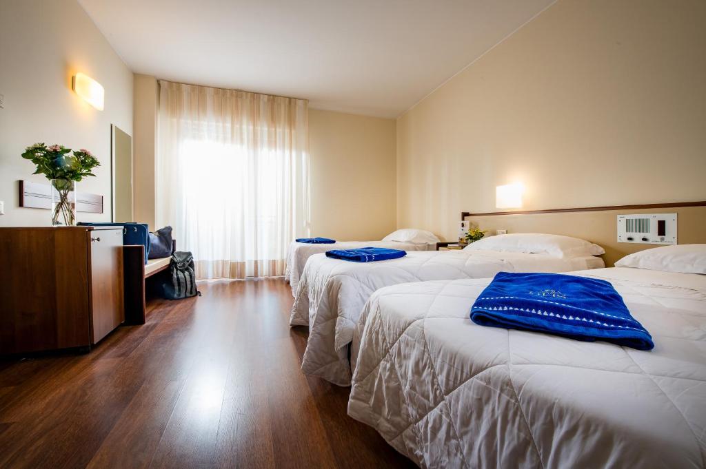 Astoria Palace Hotel - Resim 15