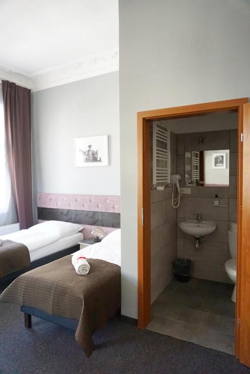 Koupelna v ubytování Expolis Residence - City Center MTP TARGI - 24h #betterthanyourEX