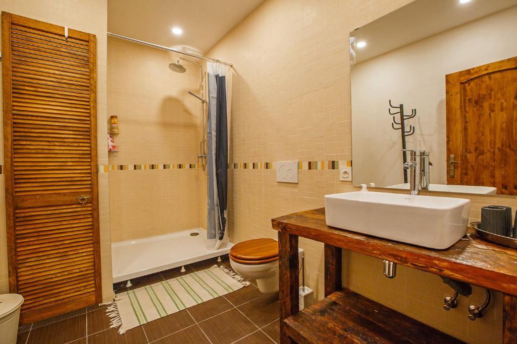 Koupelna v ubytování Statek "Two brooms", Apartment