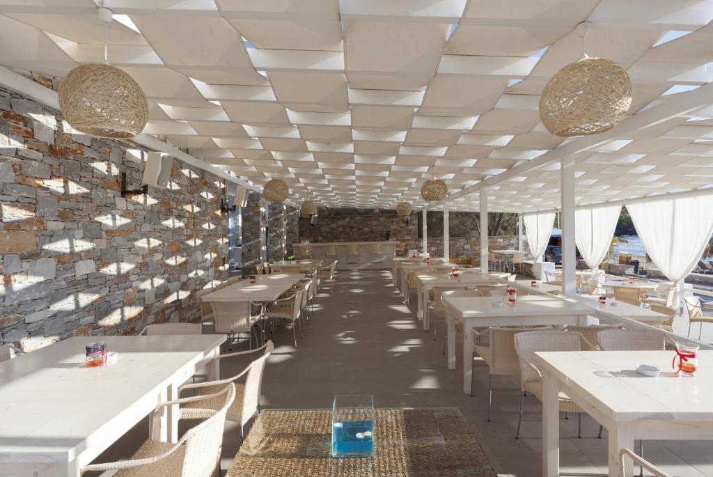 Ресторан / где поесть в Blue Harmony Hotel