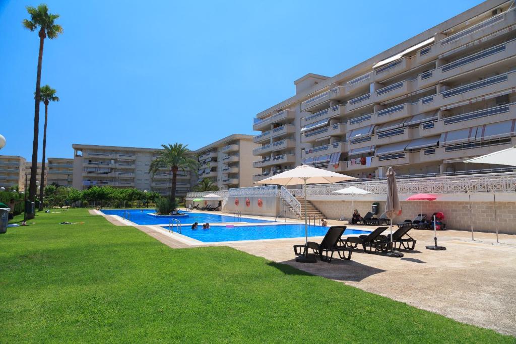 UHC Aquamarina Apartments - Housity