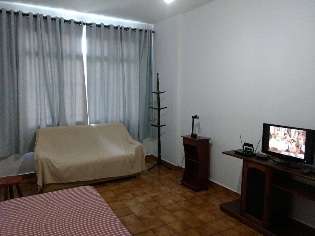  Kitnet em São Vicente