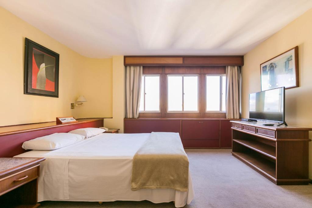  Hotel Tibagi