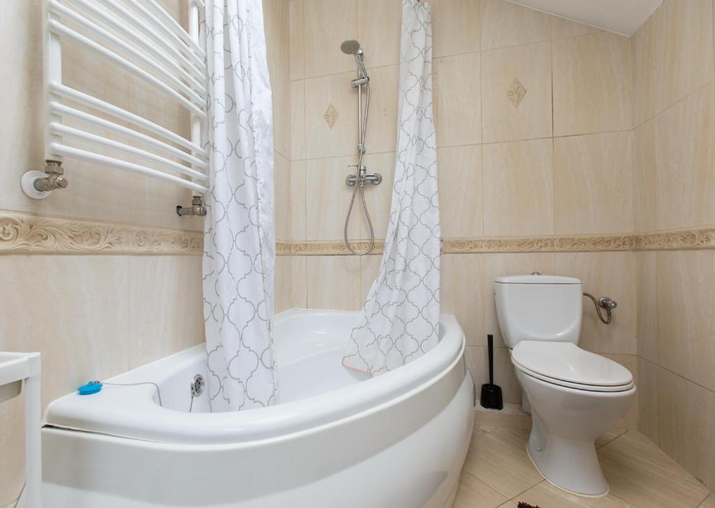 Kúpeľňa v ubytovaní Villa Ventana Poznań City Free Parking Śniadanie w Cenie