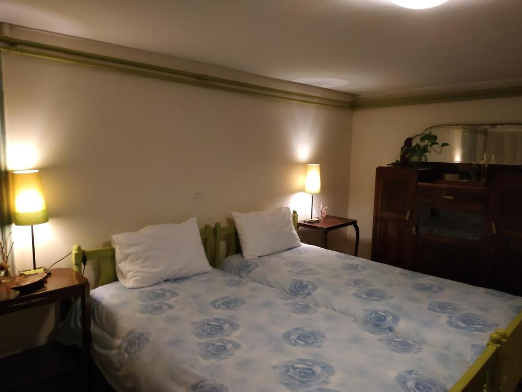 Spitaki Spata Airport Studio - 13