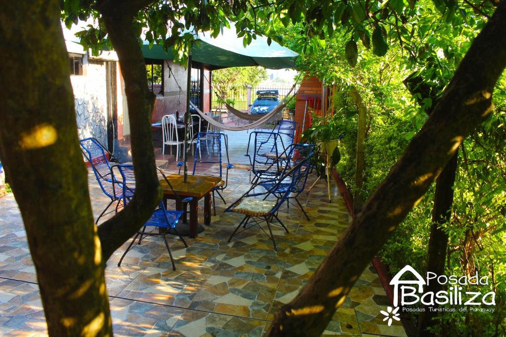 Un patio o zona al aire libre en Posada Basiliza, Encarnación PY