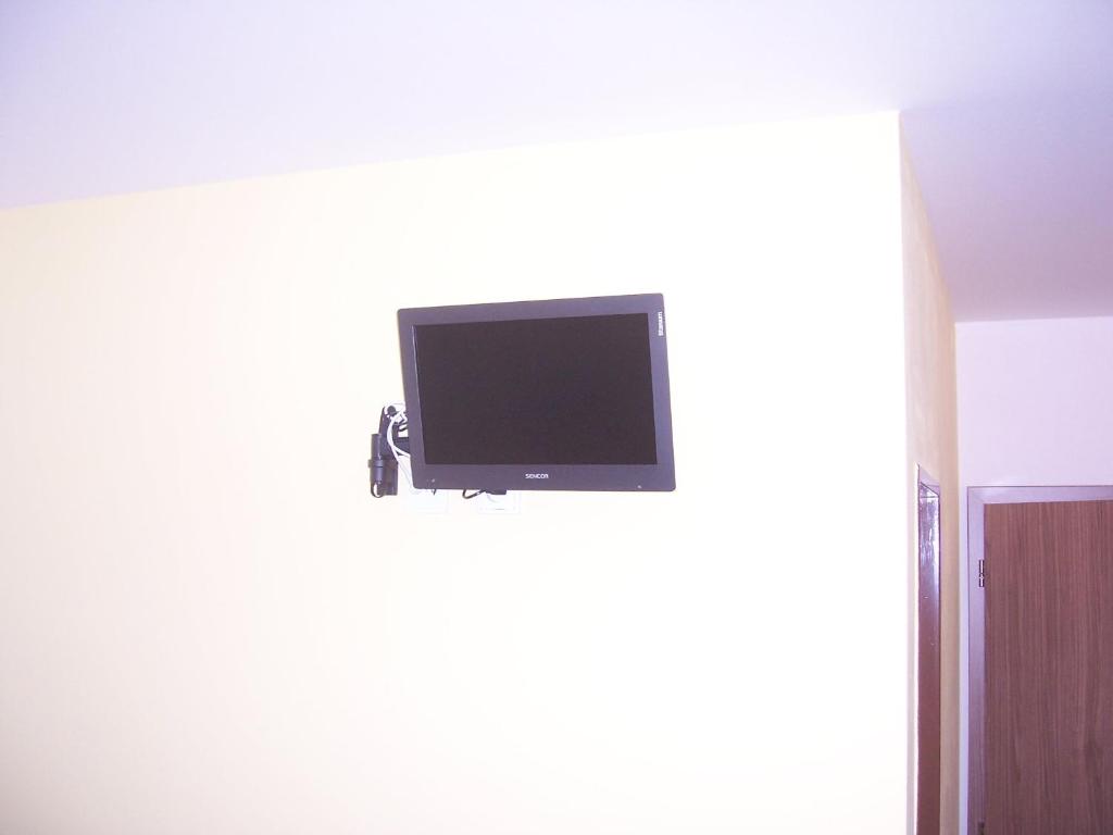 TV a/nebo společenská místnost v ubytování Penzion Pálava
