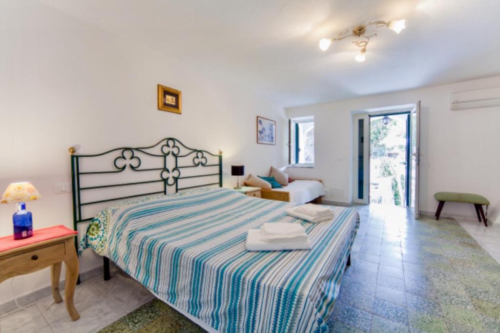 Villa Vincenzo Di Meglio - One-Bedroom House