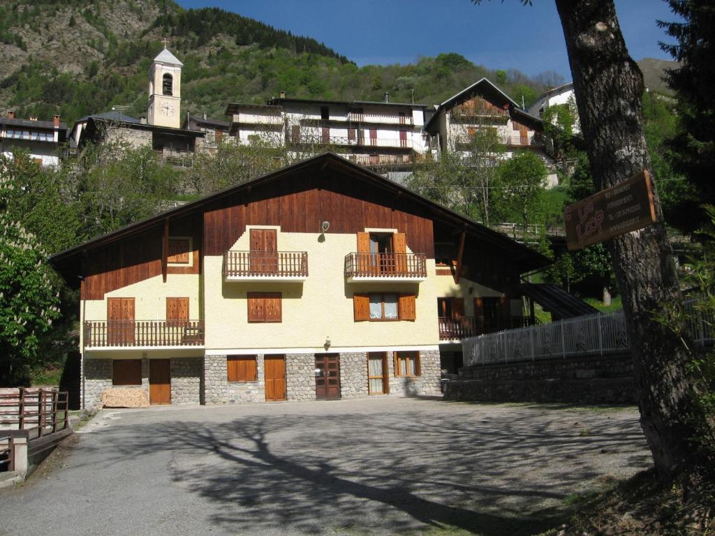 Nespecifikovaný výhled na hory nebo výhled na hory při pohledu z bed and breakfast
