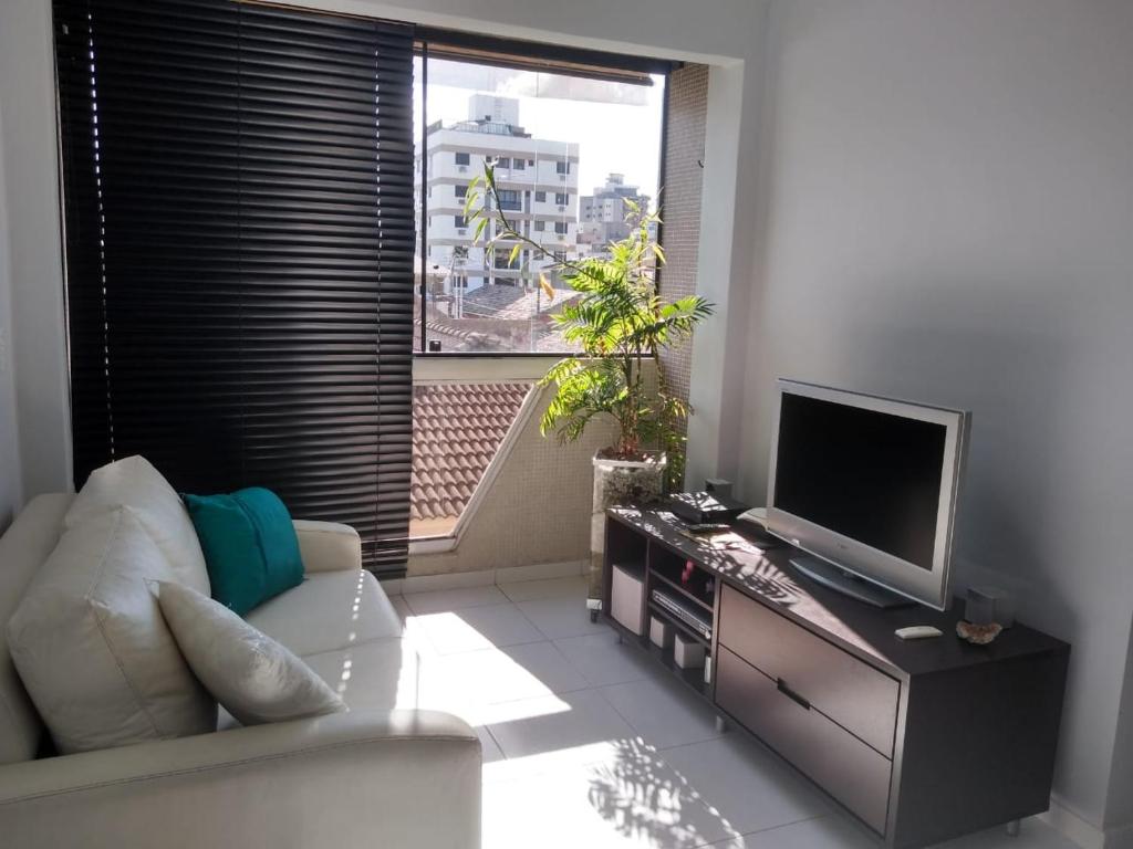 Apartamento IMPECÁVEL na Enseada