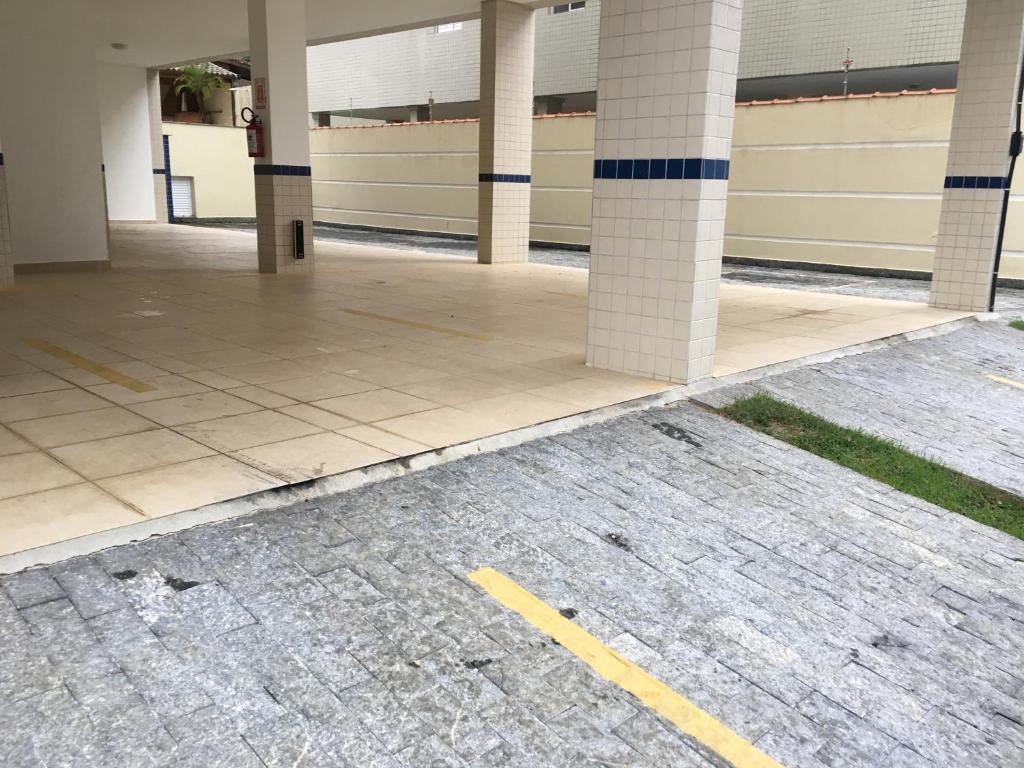  Excelente Apartamento a 100m da praia